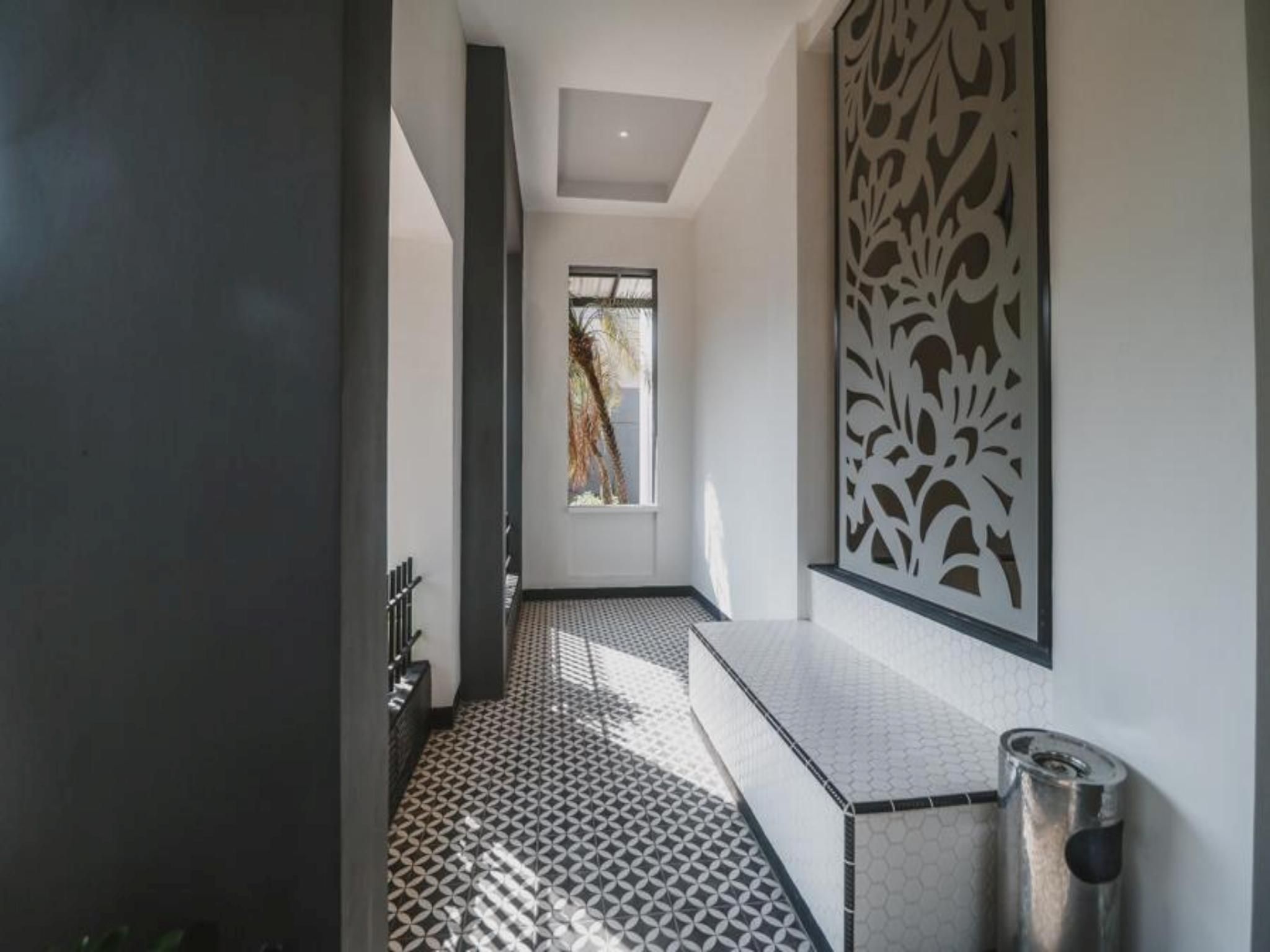 Reddoorz Plus Near Mall Slipi Jaya Jakarta Eksteriør billede