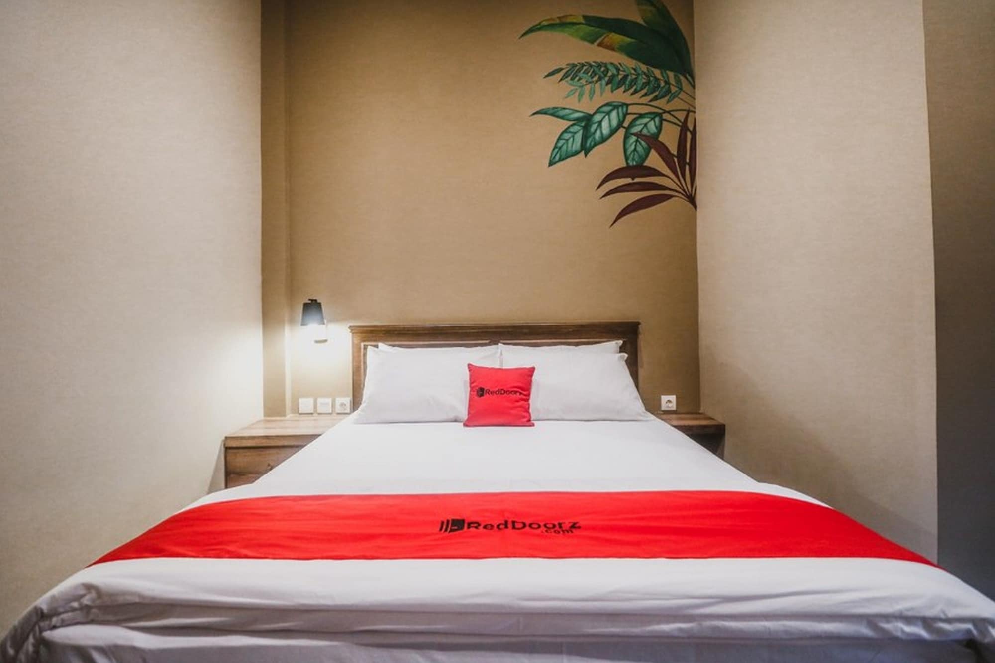 Reddoorz Plus Near Mall Slipi Jaya Jakarta Eksteriør billede